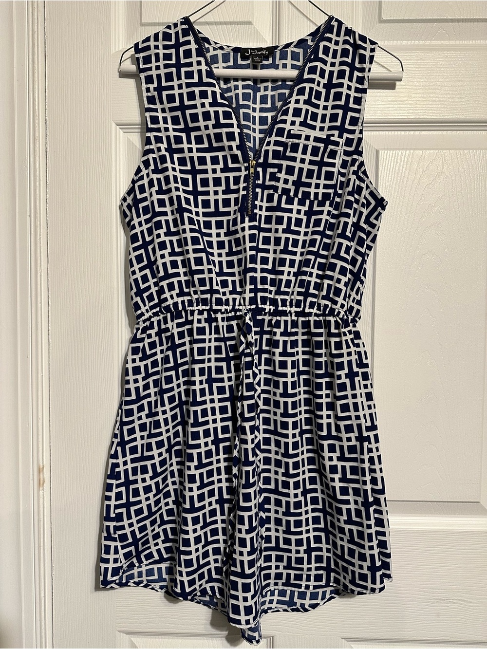 Journee Collection Navy & White Geometric Sleeveless Romper